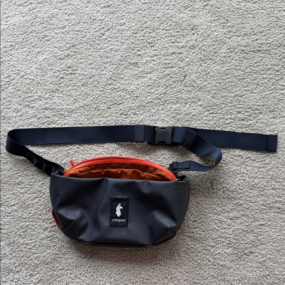 Cotopaxi crossbody or waist bag